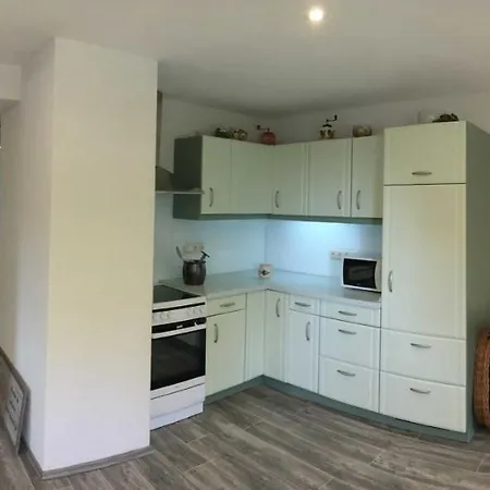 Ferienwohnung In Seenahe Und Idyllischer Dorflage *